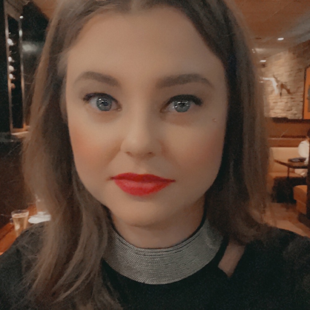 Meet your Posher, Amanda